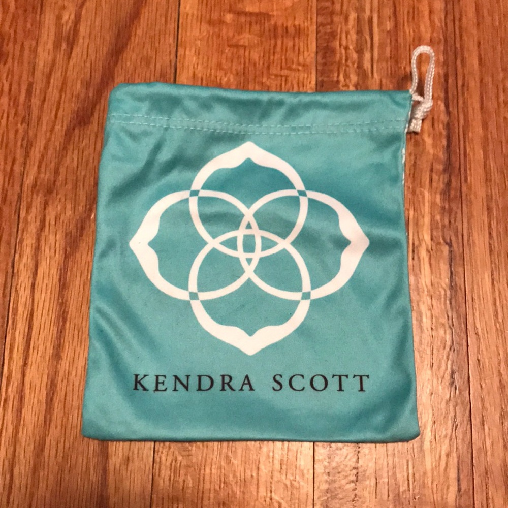 Kendra Scott jewelry pouch